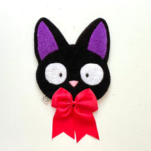 Load image into Gallery viewer, Jiji Head with Bow
