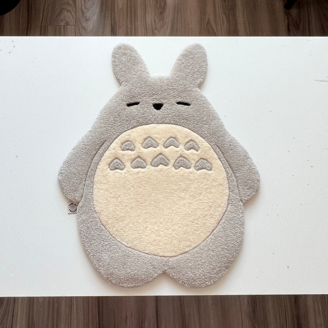 Sleeping Totoro